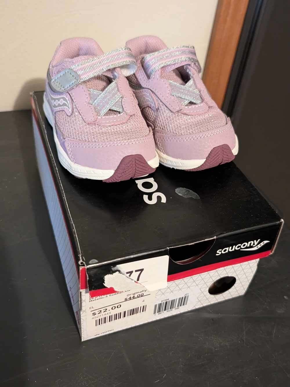 Saucony Kids Pink and Light Purple Velcro Sneakers